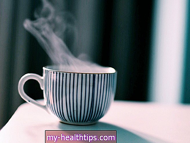 Ar geriant šaltmėtės arbatą gali padėti spuogai?