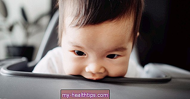 ¿Puede la dentición causar fiebre en los bebés?