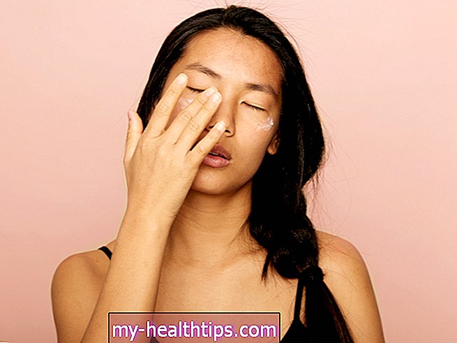 Cómo aplicar la crema de ojos