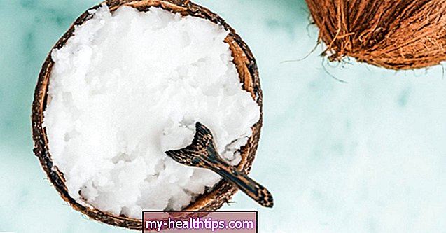Hoe u kokosolie gebruikt om de wiegmuts van uw baby op te ruimen