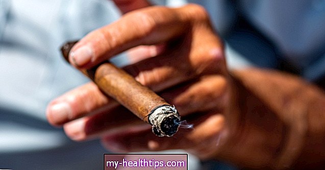 Cigarų rūkymas sukelia vėžį ir nėra saugesnis už cigaretes