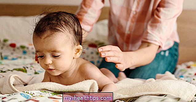 Geriausi kūdikių masažo aliejai (ir ko vengti)