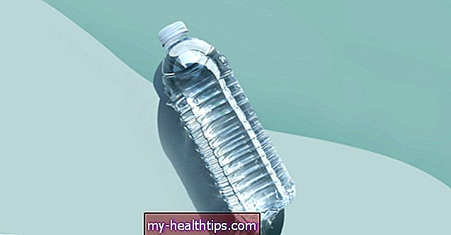 प्यासा है? यहाँ 9 प्रकार के पानी हैं जिन्हें आप पी सकते हैं