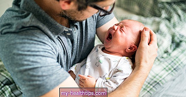 Ką daryti, kai kūdikiui skauda gerklę