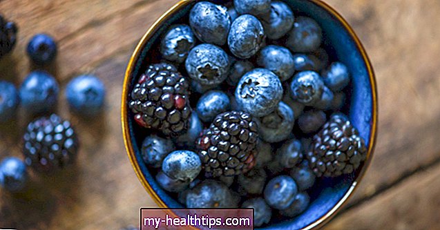 7 skanūs mėlyni vaisiai su galinga nauda sveikatai