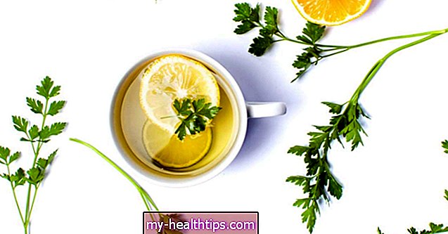 7 stebina petražolių arbatos nauda (ir kaip ją pasigaminti)